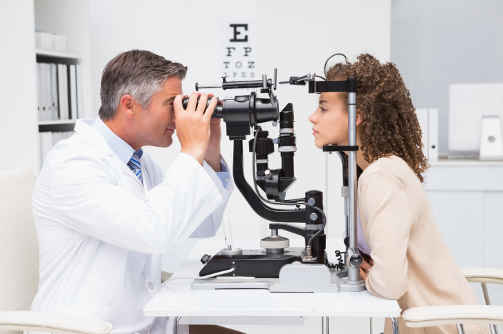 How-to-Become-An-Optometrist.jpg