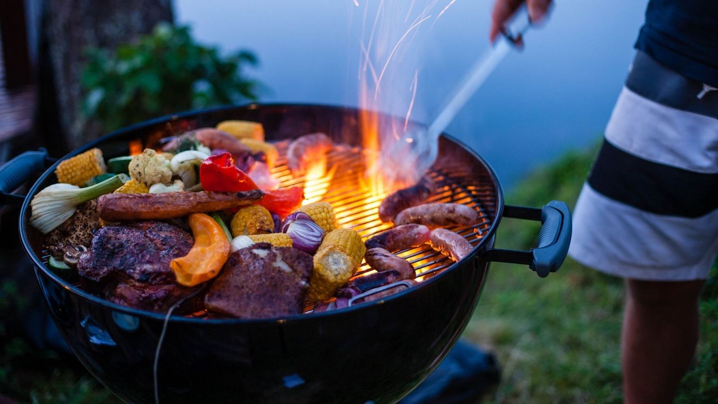 How To Make The Perfect Summer Bbq Environmen