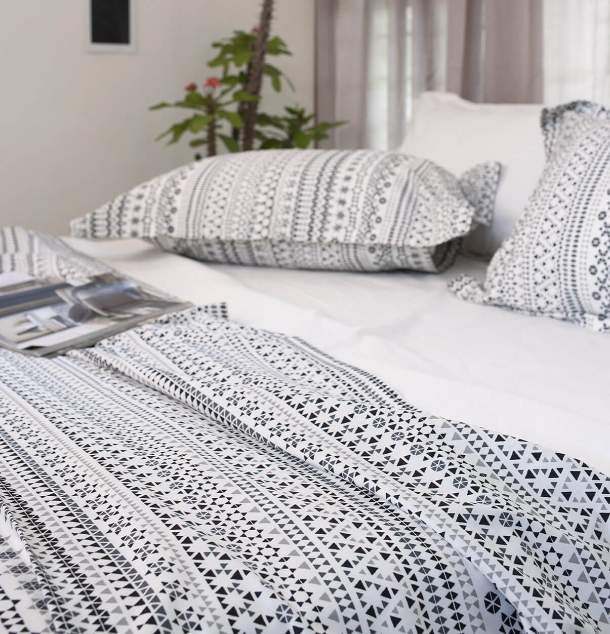 Ga giường màu xám họa tiết giảm bớt sự đơn điệu