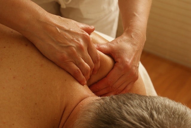 Beneficios de los masajes eróticos para la salud
