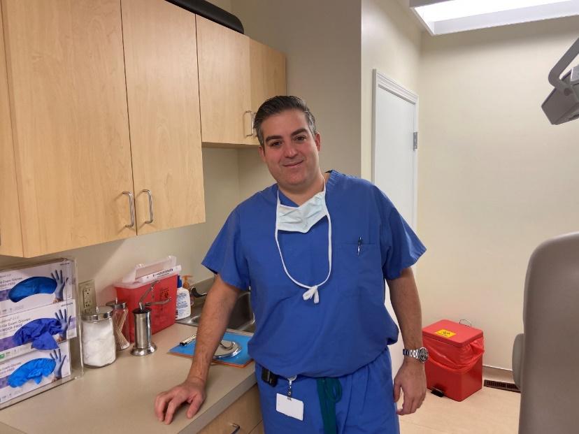 A person in a blue shirt

Description automatically generated with medium confidence