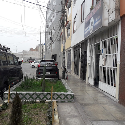 Opiniones de Farmacia La Economica en Lima - Farmacia