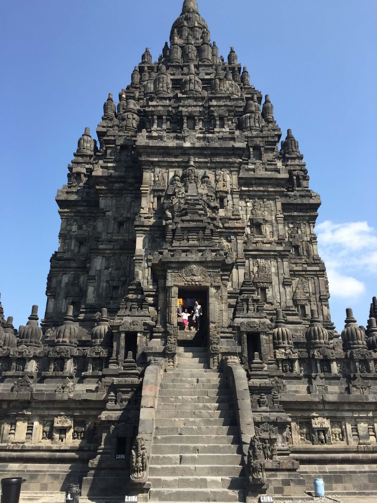 3 days in Yogyakarta, main temple at Prambanan dedicated to Lord Shiva