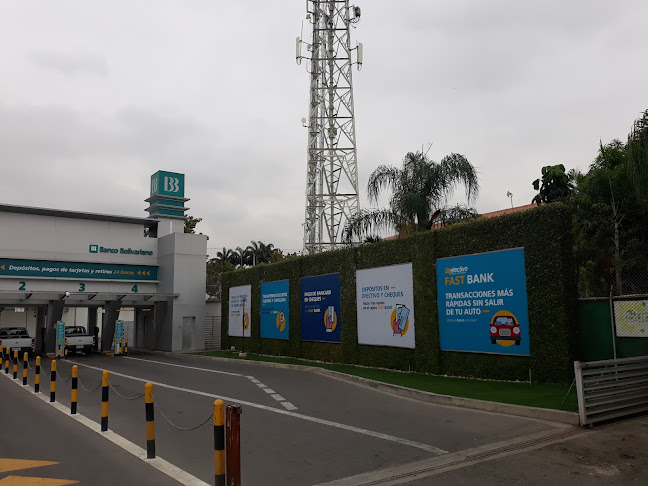 V44P+R8C, Av. Rio Esmeraldas, Samborondón 092301