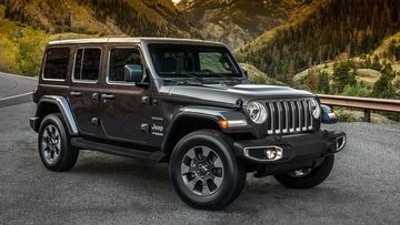 Jeep Wrangler 2023 vẫn được thiết kế vuông vức, đậm chất việt dã