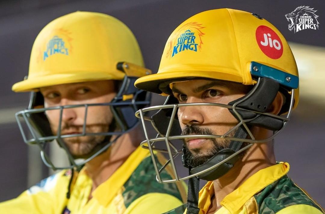 Devon Conway seems impressed with Ruturaj's determination 