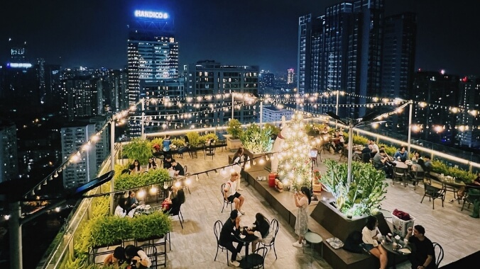 View từ tầng cao nhất của Trill Rooftop