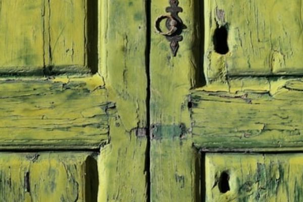 壁に穴をあけてしまった 修理費用は火災保険が適用される 賃貸の場合は マイナビニュース リフォーム