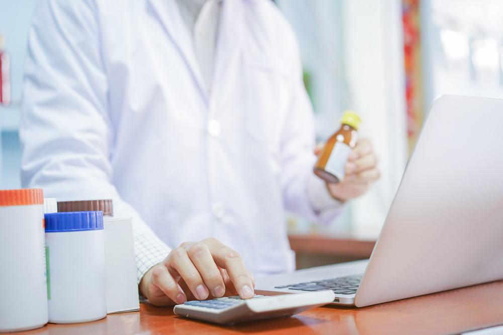 What Are Contract Pharmacies Under the 340B Drug Program?