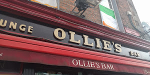 Ollie's Bar