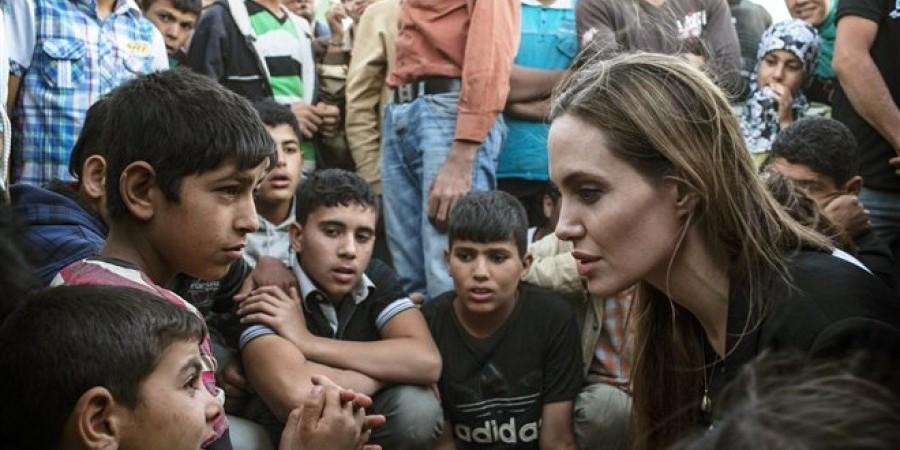Στη Μυτιλήνη η Αντζελίνα Τζολί | News