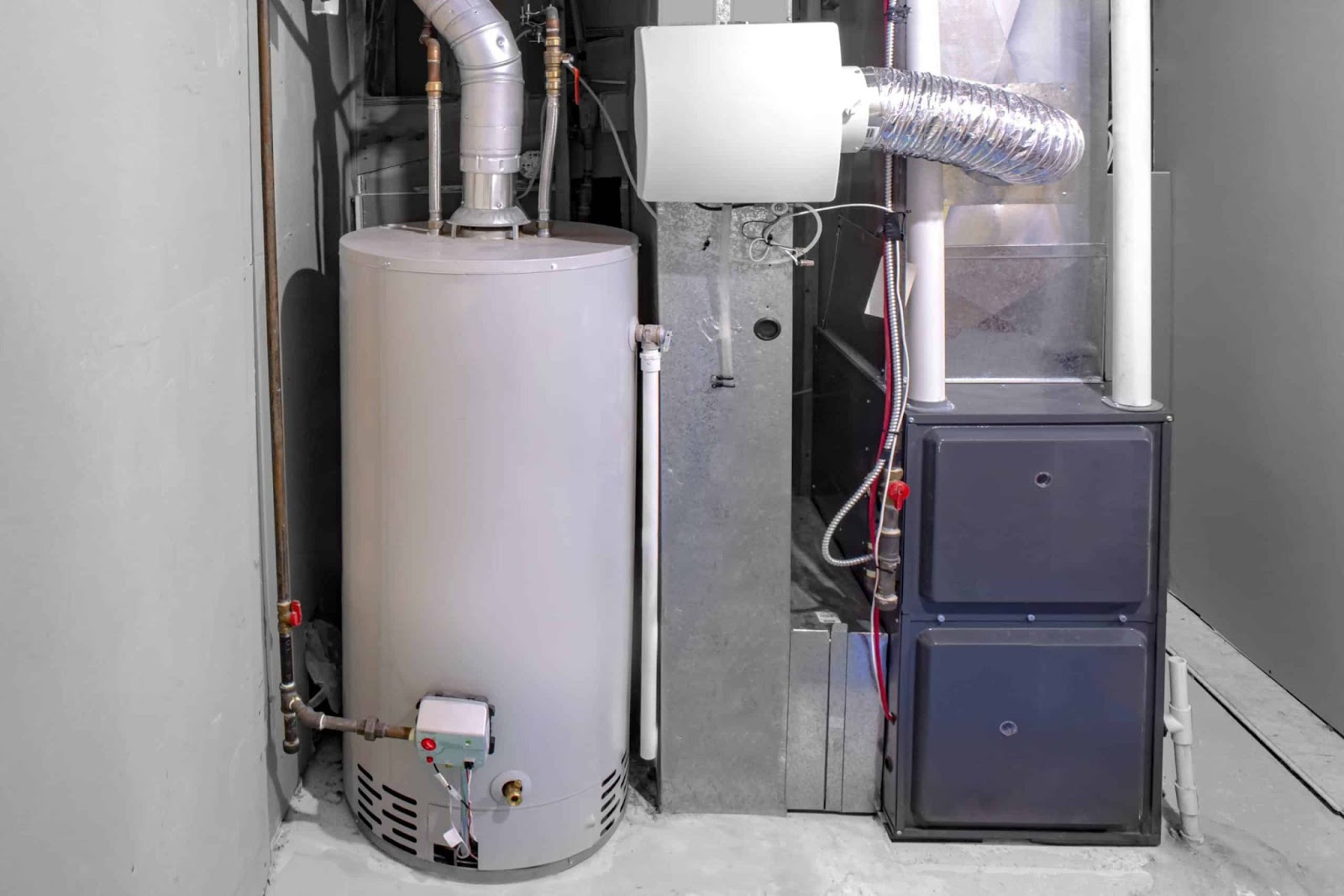 does a gas water heater need electricity