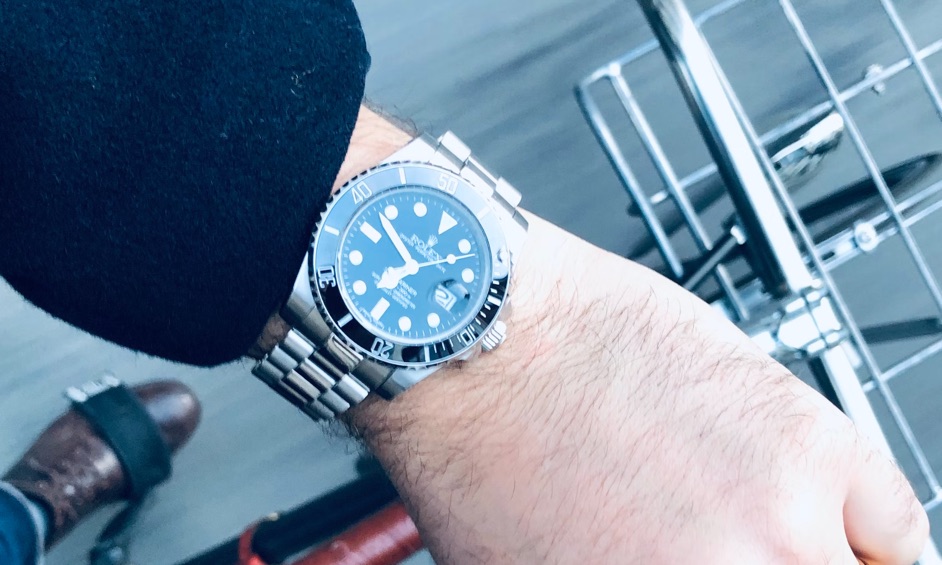 Difference between GMT Master and Submariner