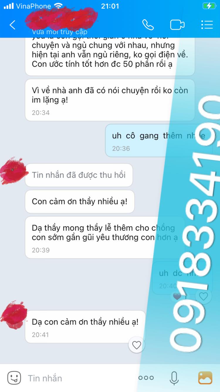 Cách giữ gìn hạnh phúc gia đình đầu tiên  đó là vợ chồng luôn phải biết tôn trọng lẫn nhau. Không phải đã là vợ chồng thì bạn cho phép mình được hời hợt được quyết đoán trong mọi việc. 