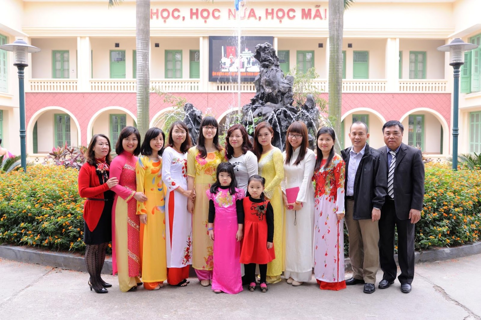Description: D:\File anh\2013 nha giao\anh JPEG ky yeu c Thu\_RAP9354.jpg