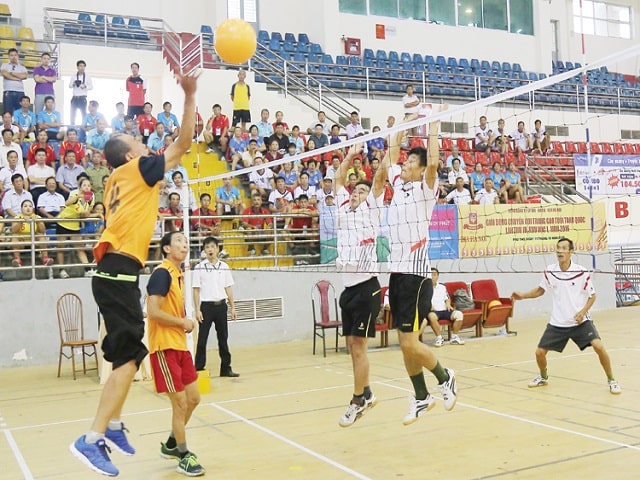 Luật bóng chuyền mới nhất thông qua đội bóng.
