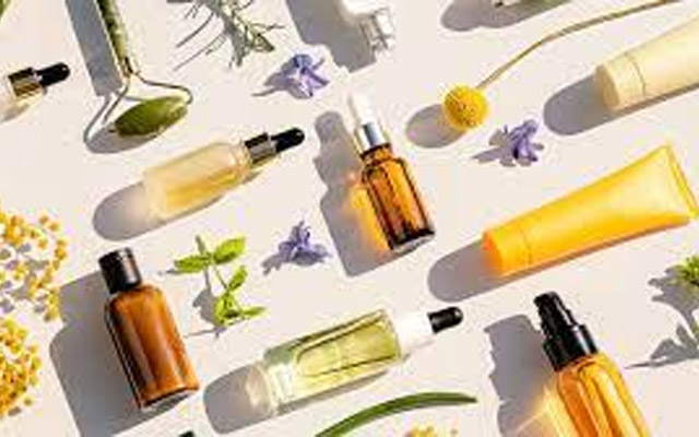 The Benefits of Natural Skincare Products for Achieving Flawless Skin and Moisturizing
