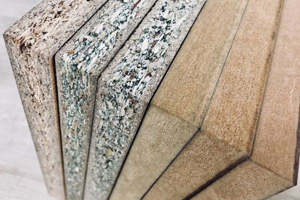 Gỗ MFC và MDF là dòng gỗ công nghiệp được được sử dụng phổ biến trên thị trường