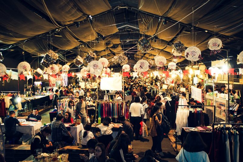 Chợ phiên - nét độc đáo riêng biệt giữa lòng Sài Gòn