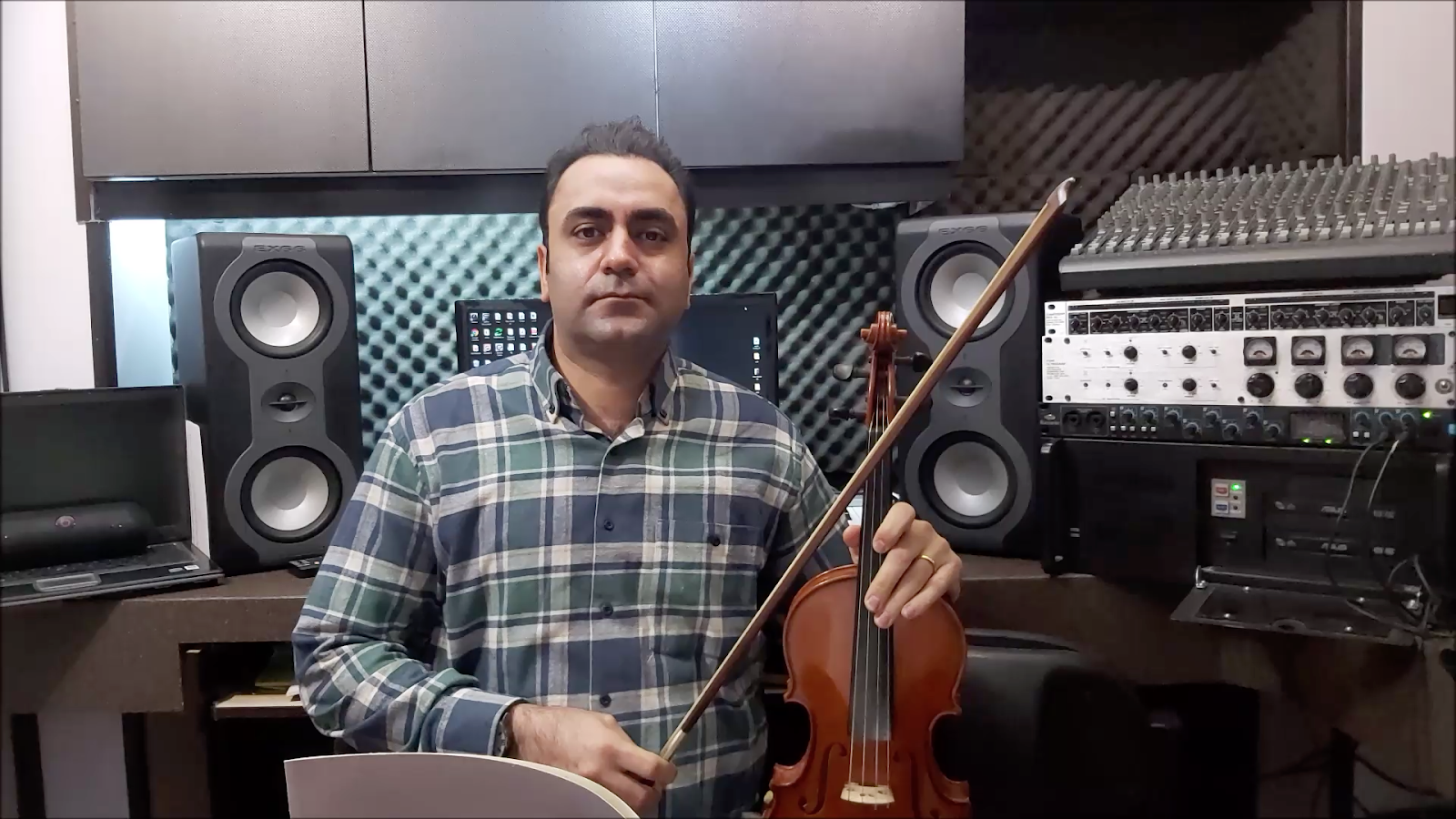 دانلود فیلم آموزش تمرین ۸۷ کتاب اول هنرستان ویولن روح الله خالقی ایمان ملکی