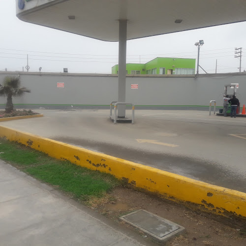 Opiniones de Paradero Acho en Lurin - Gasolinera