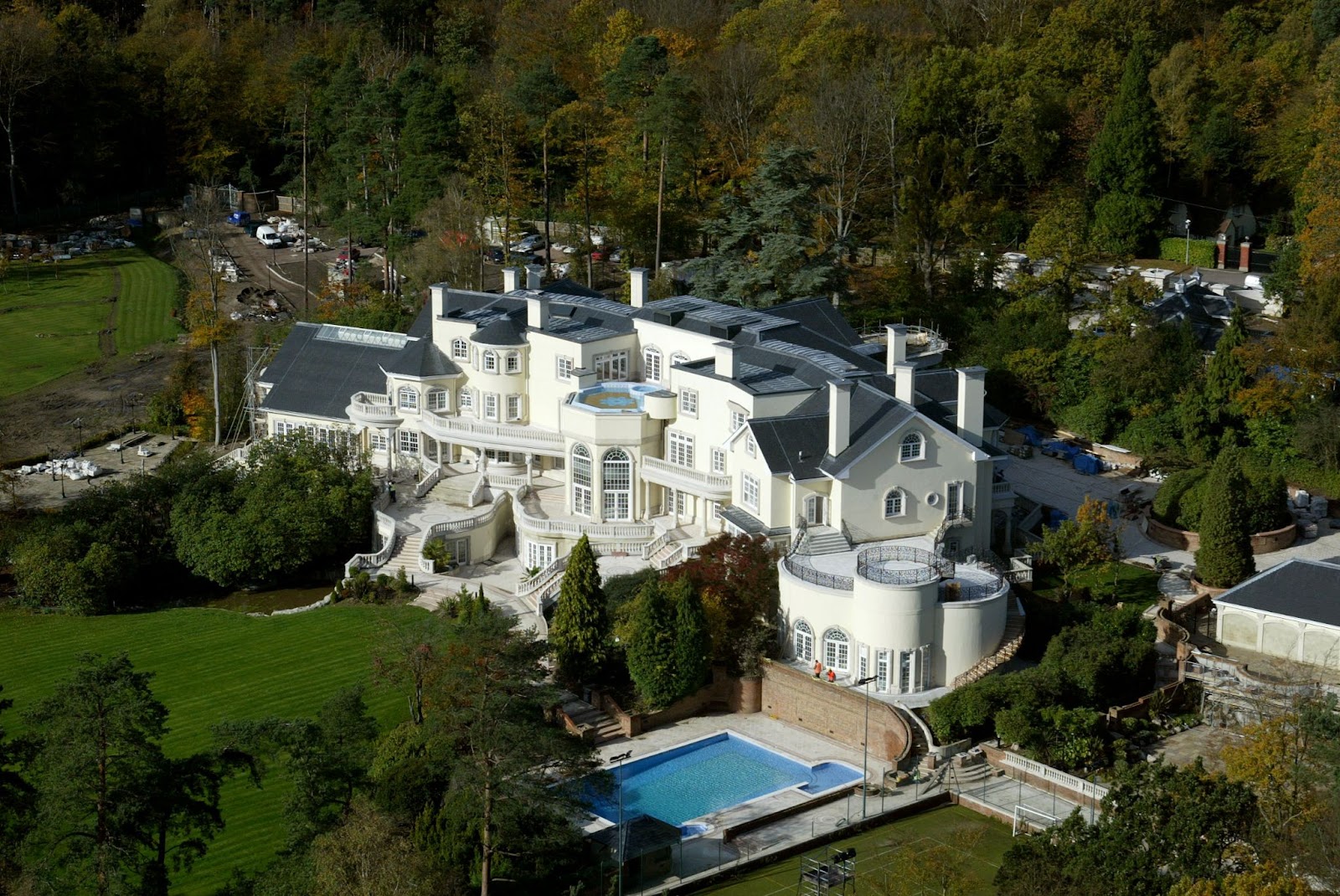 Updown Court, Windlesham, England