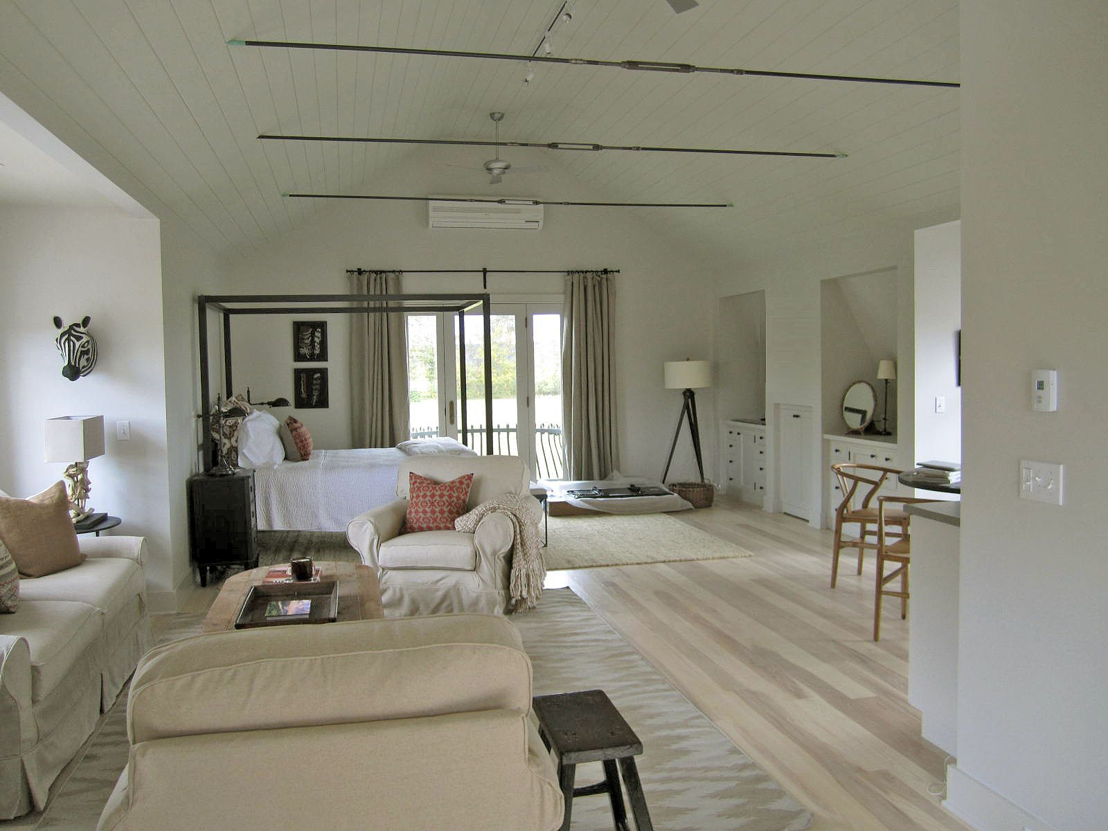 trik apartemen, pencahayaan