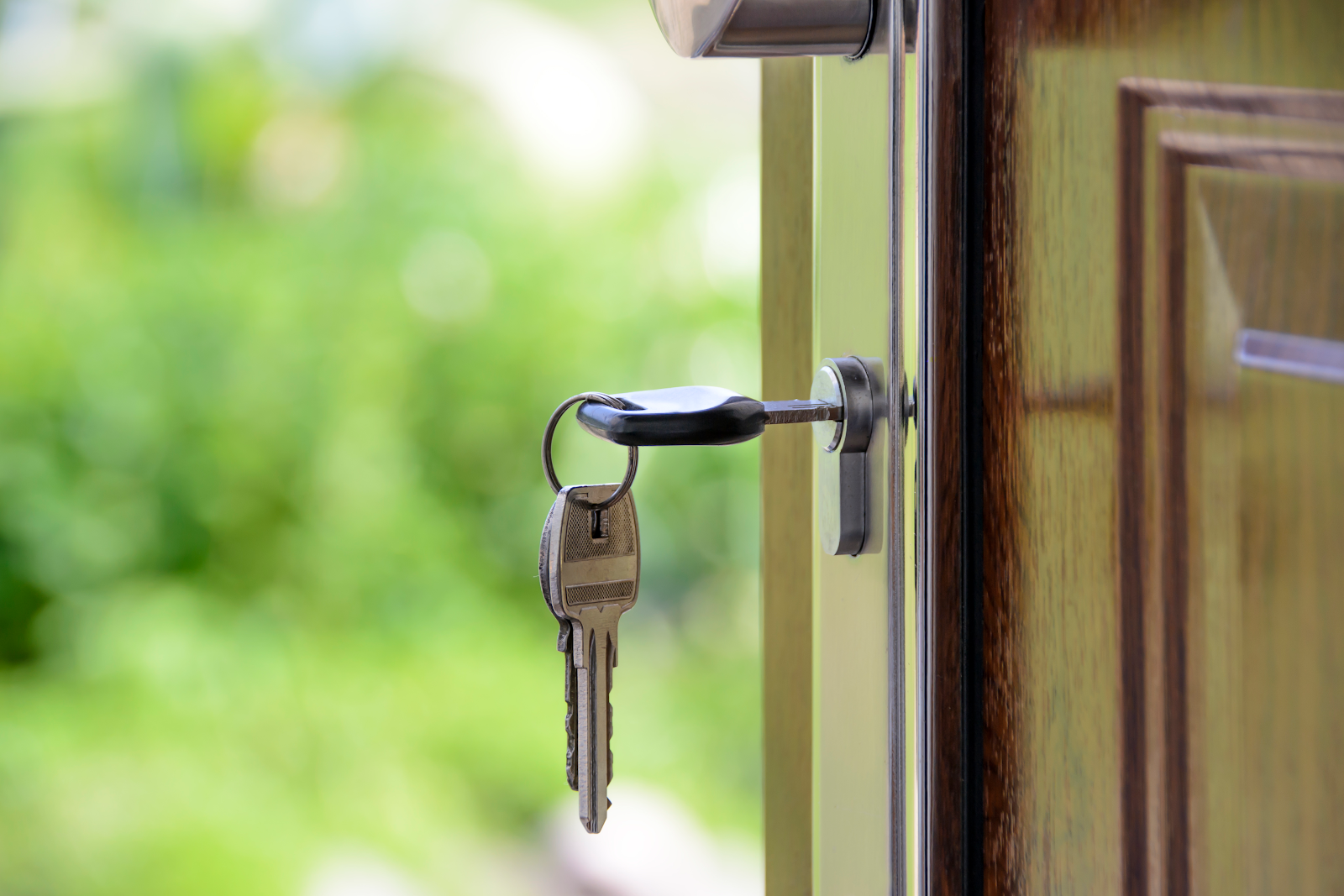 5 Surefire Tips For Keeping Your Home And Possessions Safe