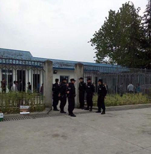 大陆七城市投资者抗议 当局重兵戒备 (视频)