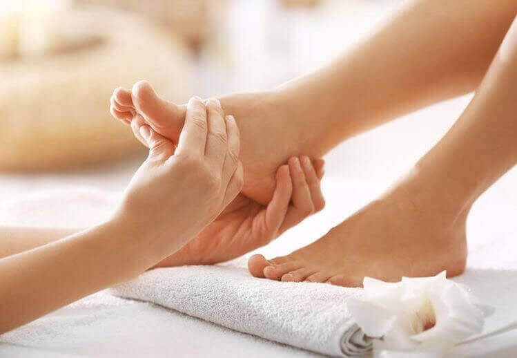 Tranquil Foot Massage Escape: Find Peace and Serenity