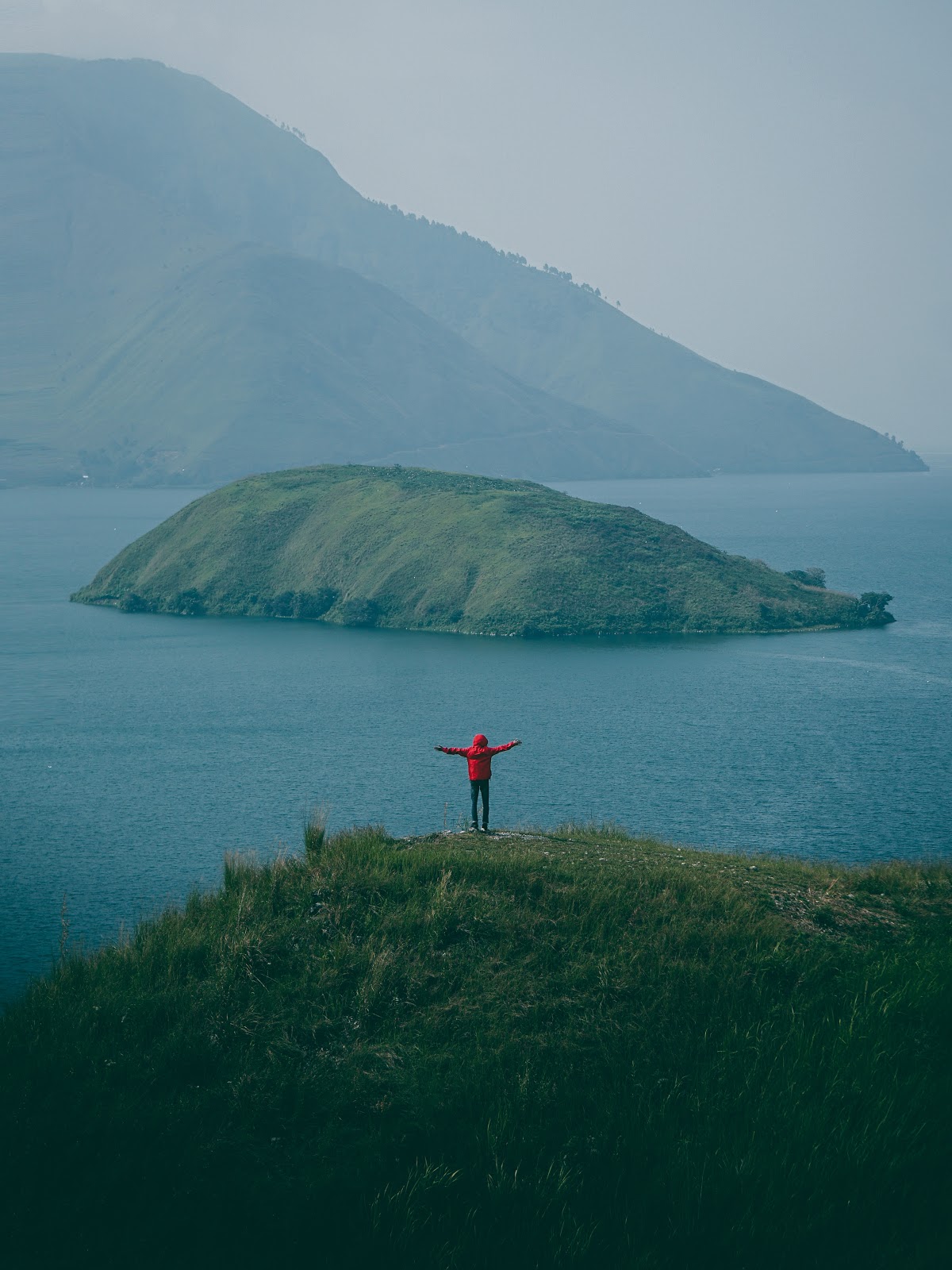 keunikan pulau di danau toba