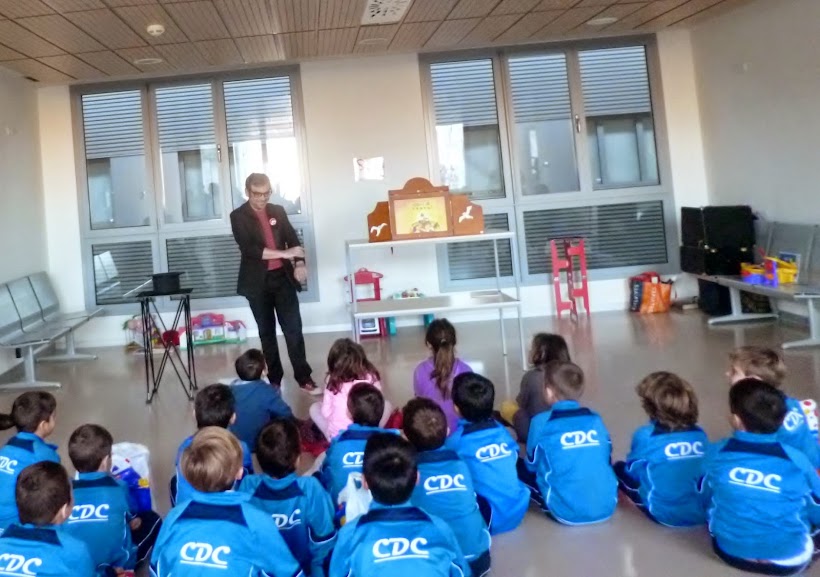 hospital-Infanta-Sofia-Comer-Fruta-Alfonso-V-Dra-Barahona-23-12-2014-02