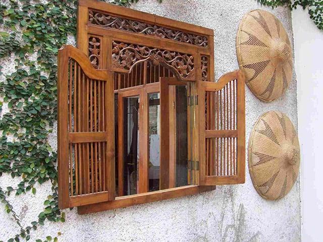 9 Inspirasi Desain Jendela Kayu Klasik Minimalis - Brighton Real Estate
