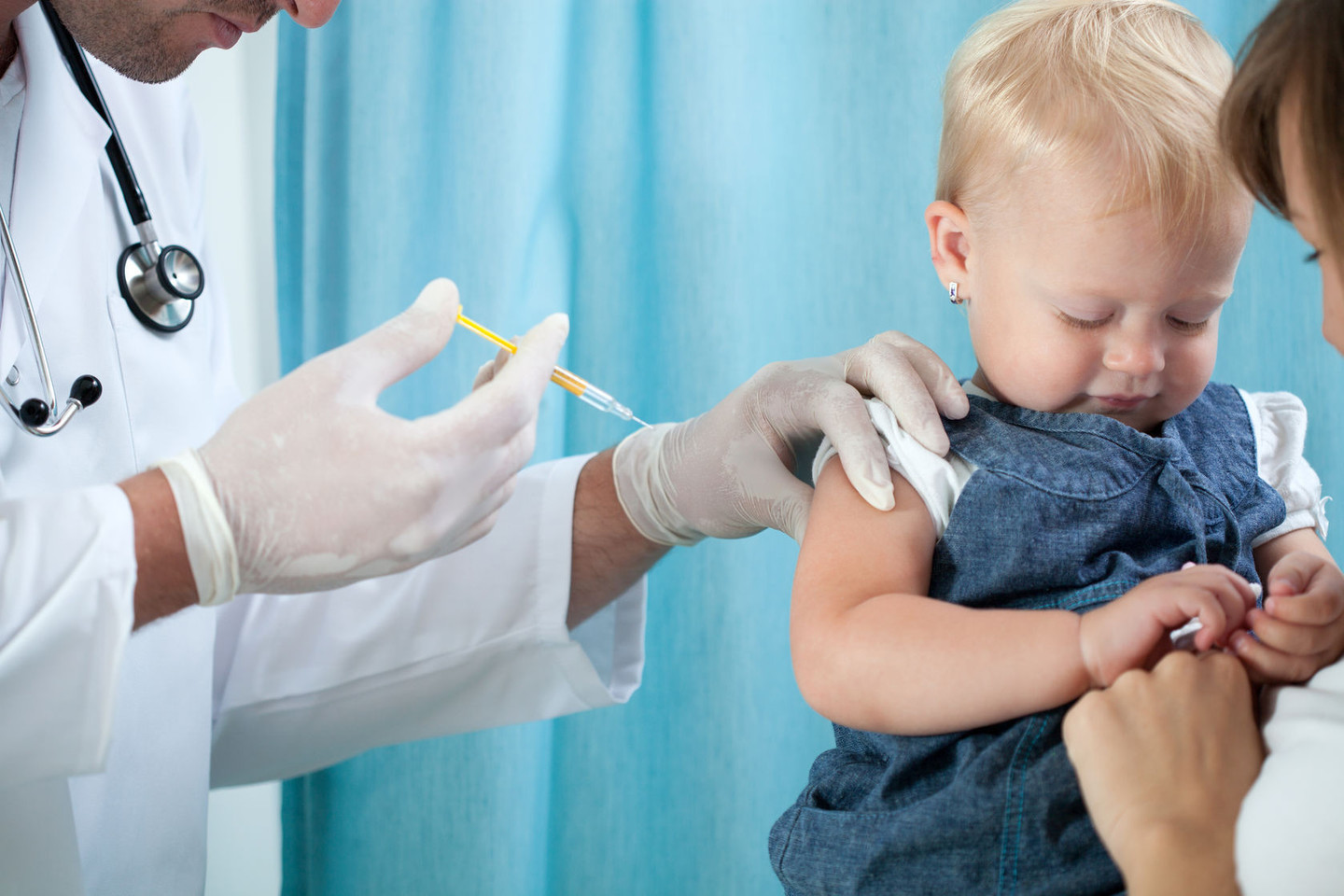 Зачем вакцинировать ребенка