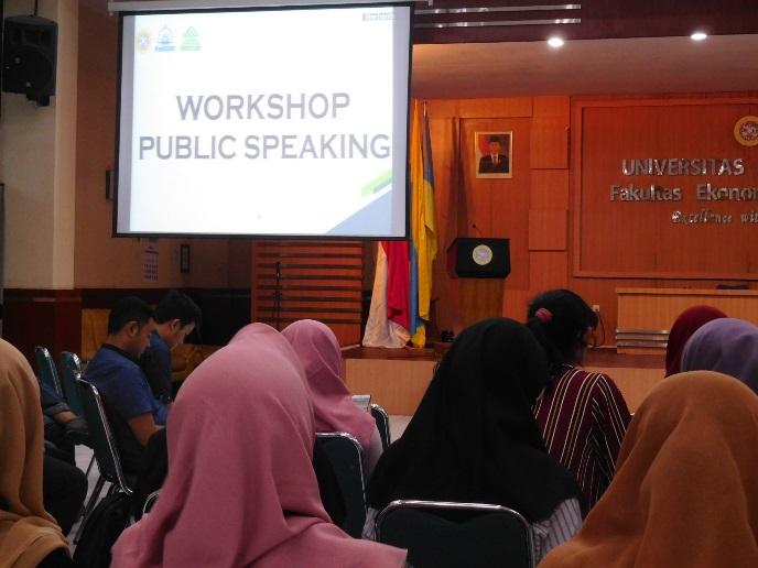 C:\Users\Abi Yanto\Documents\ADILA\KULIAH\ACSES\keluargamadani\sekretaris\workshop\dokumentasi\WPS_181017_0141.jpg