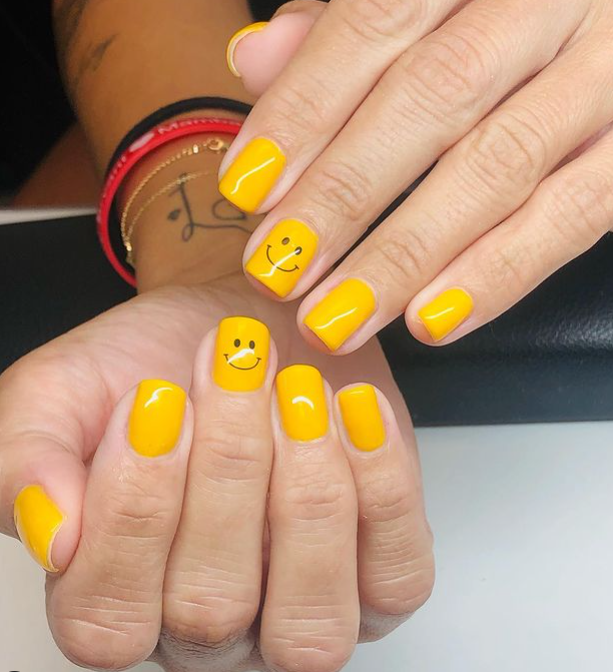 Happy Yellow Cute Short Nails