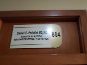 DR. DANIEL E. PEÑAFIEL