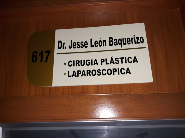 Opiniones de Dr. Jesse León Baquerizo en Guayaquil - Cirujano plástico