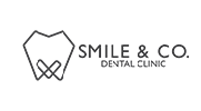2. คลินิกทันตกรรม Smile And Co Dental Clinic