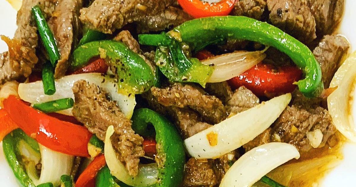 Món thịt bò xào ớt chuông