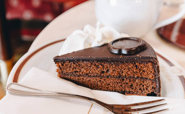 Sachertorte một món tráng miệng cổ điển kiểu Áo