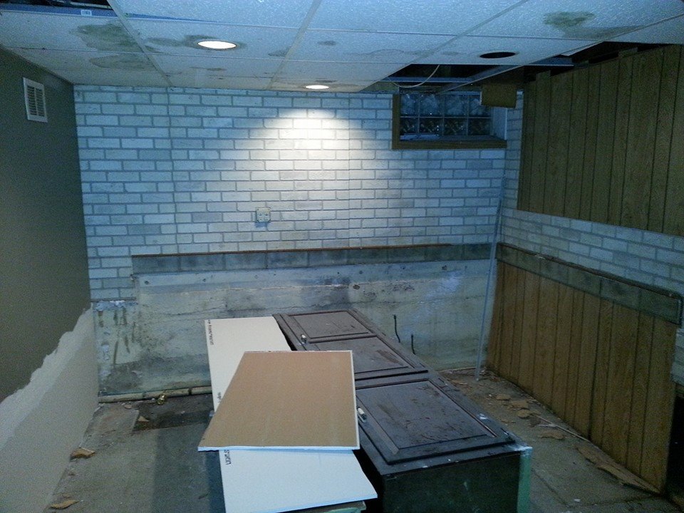 basement before.jpg