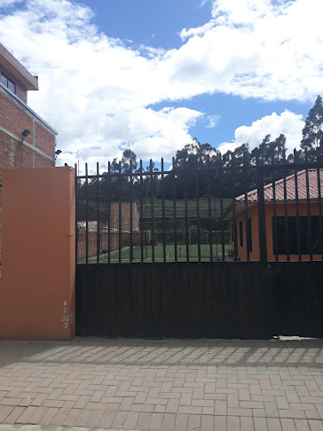4W9P+P7C, Av Ordóñez Lasso, Cuenca