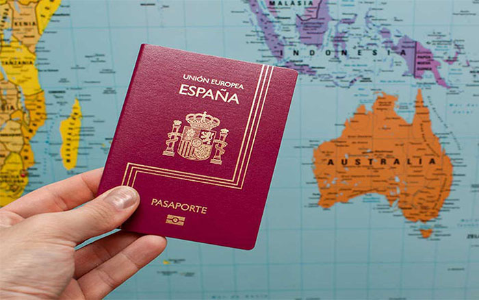Dịch vụ làm visa Tây Ban Nha - Nhân viên tư vấn nhiệt tình