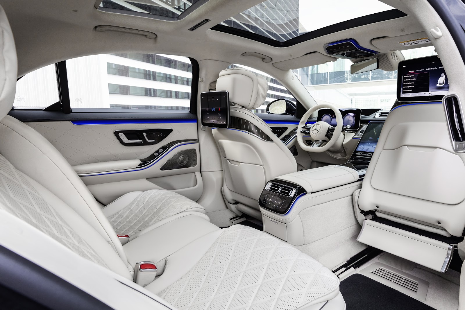 Салон нового Mercedes-Benz S-Class  максимально комфортный 
