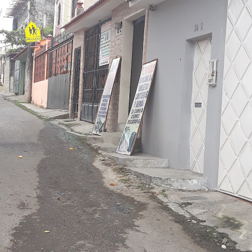 Opiniones de Taller De Reparación De Calzado en Guayaquil - Zapatería