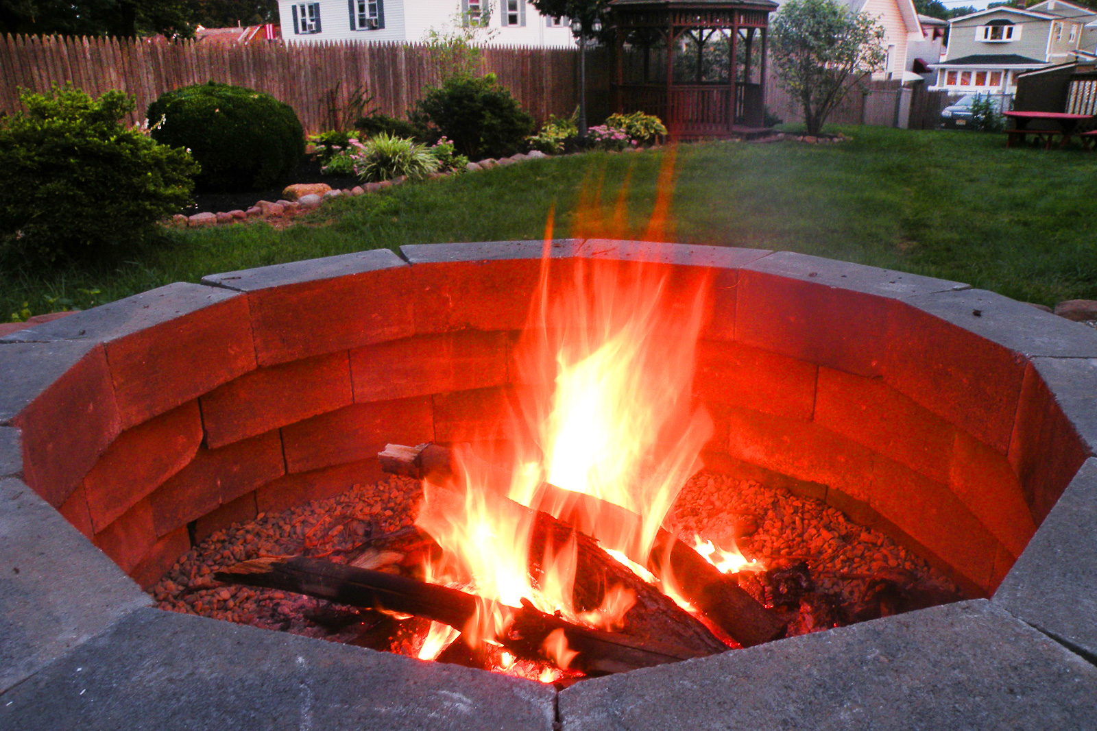 Fire pit in a back yard