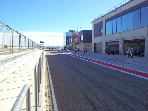 Aragon motorland 7fz3G7akRndjqdhqpOSD0-rwKV92d27F41N3XwbUOuo=w497-h372-p-no