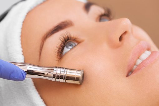 Microdermabrasion Clinic in Delhi