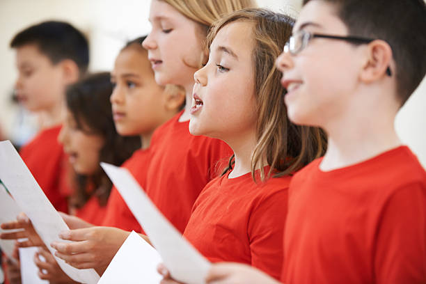Tips to Find the Best Singing School in Singapore 1